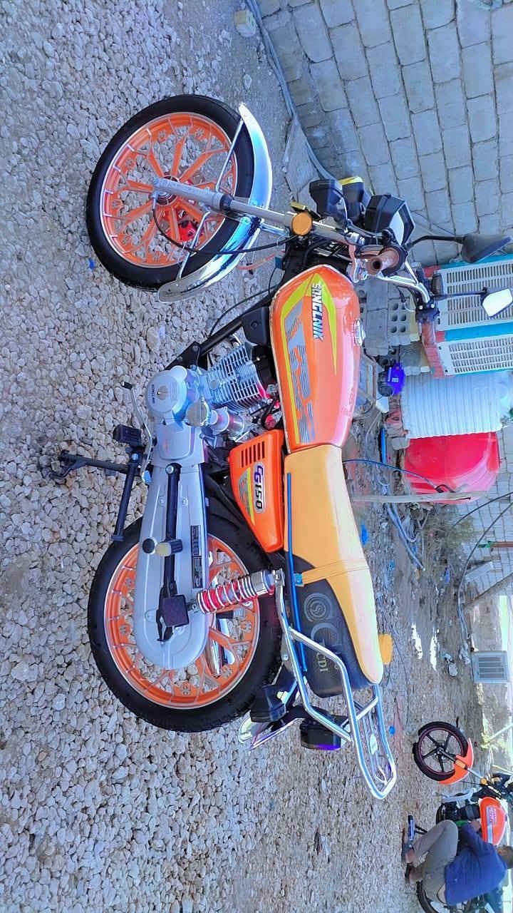 يا الله سلام عليكم دراجه للبيع سيفانه موديل 25 اوراق كامله دراجه بعده جديده وحلوه ما بيه نقص سلف بصمه عن بعد كهربائيات كله شغاله شوفت عينك نفس النضافه السعر 725 وبيه مجال اتصل وبيك خير وتدلل ***********  ملاحظه هامه خاص مسدود مسدود
