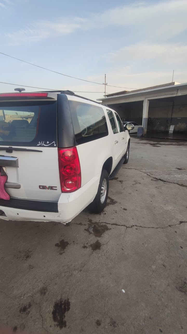 جمسي 2007 اصوليه بسمي جاملغ امامي بدون حادث شمباني مصبوغه ابيض سنويه ل 27 بصره اجره مصفره مرور وهيئه كير مكينه اكسل مكفولات 160 وبيهه مجال *********** مكاني بغداد او موصل
