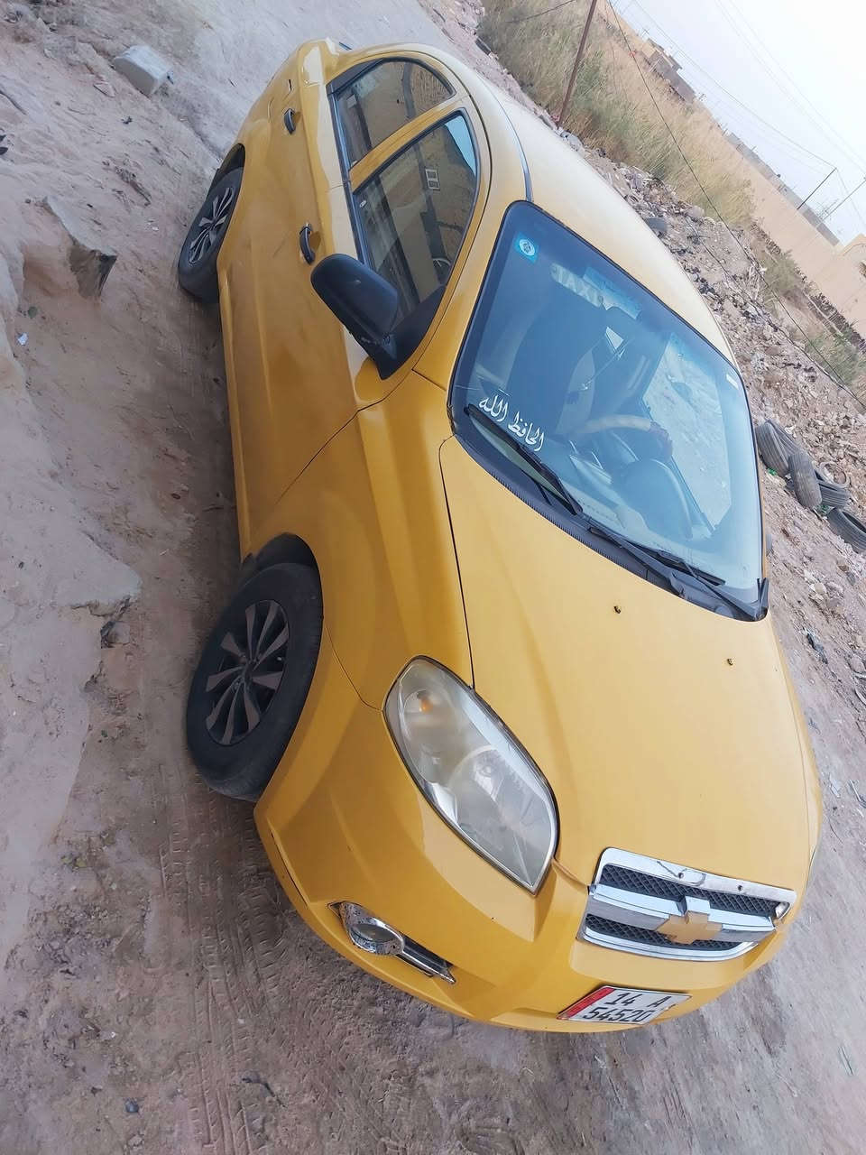 ((  ياالله )) ***********
  أللهم صل على محمد وآل محمد
 السلام عليكم ......
أفيو تكسي خليجي 2010 محرك مفتوح وكير عادي
 تخم تايرات جدد ومشط جديد وحداديه جديدة 
وسنويه جديدة وبأسمي 
ورقم أنكليزي 
ضربتها الباب الخلفي ومصلح السعر ٤٨ ورقه 
المكان المثنى قظاء الرميثة
