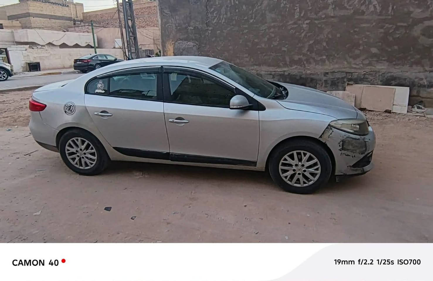 السلام عليكم البيع موديل 2016 مكينة وكير 1800 حداديه خلفي امامي جديده كهربائية فول  شغال تبريد تدفه ابسمي تحويل مباشر سعر 68العنوان كربلاء سياره جاهزه ***********
