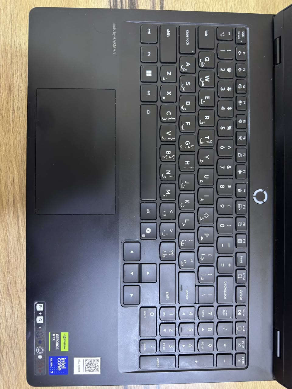 السلام عليكم
لابتوب لينوفو ليجن يرو 5 مستخدم اقل السنة 
💻 Lenovo Legion Pro 5 (16IAX10)

💰 السعر:
2،100,000 دينار عراقي

⸻

🖥️ المعالج (CPU)

* Intel Core Ultra 7 255HX

🎮 كرت الشاشة (GPU)

* NVIDIA GeForce RTX 5060
* ذاكرة 8GB GDDR
* قدرة تشغيل: 115W

🧠 الذاكرة (RAM)

* 16GB DDR5
* بتردد 5600MHz

💾 التخزين

* 1TB SSD
* PCIe Gen4 x4

📺 الشاشة

* الحجم: 16 إنش
* الدقة: WQXGA (2560×1600)
* النوع: OLED
* السطوع: 500 nits
* التغطية اللونية: 100% DCI-P3
* معدل التحديث: 165Hz
* يدعم: 
*DisplayHDR True Black 1000
* Dolby Vision
* G-SYNC
* Low Blue Light
* High Gaming Performance
* Flicker Free
ملاحظة : الكارتون والشاحن الاصلي موجودات 
شاحن 245 واط 
3 مودات تشغيل هادىء, اوتوماتك٫ اداء عالي 
مكاني نجف
 واتس ***********
