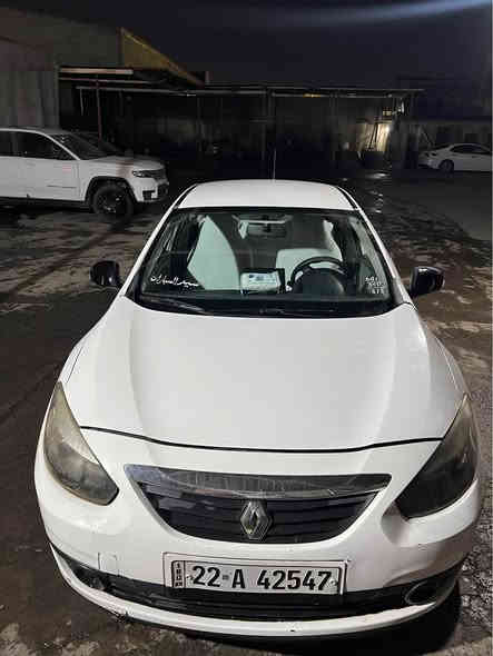 رینۆ فرۆنس ٢٠١٢ رەنگی سپی
دوو پارچەو نیوی هەیە پارچەکانی 
دەرگای سیاق و دەرگای پشتەوەی سیاق لەگەڵ نیوە چامرخی پشت دەرگای پشتەوە هەیەتی 
 سیارەکی بێ کێشەیە گێر و مەکینەی بە شەرت هەموو شتی بێ کێشەیە 
ناوی شاشە و کامیرەی دواوەی بۆ دانراوە و لایتی بەقوەتیشی بۆ دانراوە سەنەوی سیارەکە نوێیە و تا ٢٠٢٩ ئینجا تازەی ئەکەیتەوە 
سیارەکە یەک برغوش مەسرەفی تێدانیە هەموو شتی بەشەرتە ما شاء الله ی دەوێت زۆر بێ کێشە و بێ عەیبە و جایزە یەکسەر بە ناوی خۆتی بکە و حەز ئەکیت سەفەری کوێی پێ ئەکەیت بیکە ،

نرخی ٦٥ وەرەقە و تۆزێک محامەلە

بۆ پەیوەندی کردن *********** Singapore
