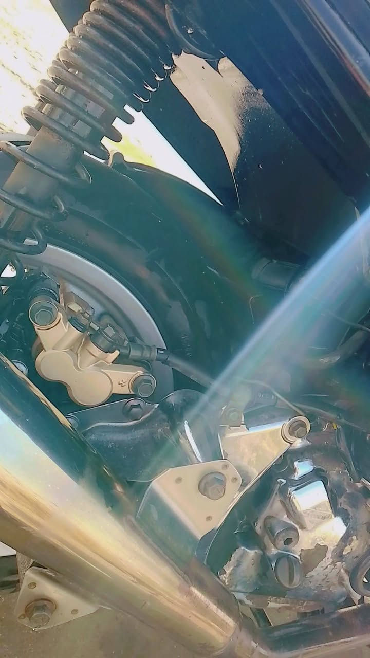 السلام عليكم ماجسته مكفوله كفاله عامه ما نقصه اي شي دراجه كاعده كله شغاله معدل 140 دراجه ما مفتوحه لبيع أو مراوس مكان بابل مسيب سعره 650 وبيه مجال رقم ***********مو شراي لا يطب
