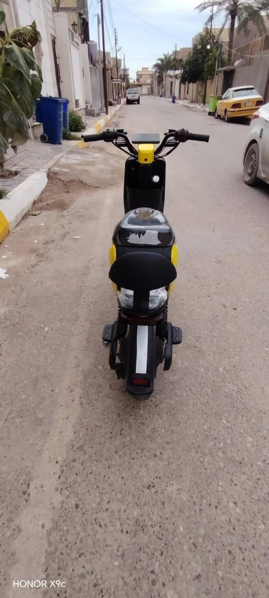 السلام عليكم دراجه شحن نوع R9 للبيع الدراجه جديده ثلاثه نمر سرعه ٧٠ يطيك حقيقي ٤٥ الدراجه سريعه ما شاء الله ما بيه اي نقص بس الشاحنه مالته بيه ٤ بطاريات كبار دبل ٢٠ انبير بيه دبل اشاره وبيه رماش وبيه لد وبيه عالي وناصي اريده
السعر النهائي 350 الف
المكان كربلاء حي القادسية
الرقم *********** خط او وتساب او مراسله الصفحة
