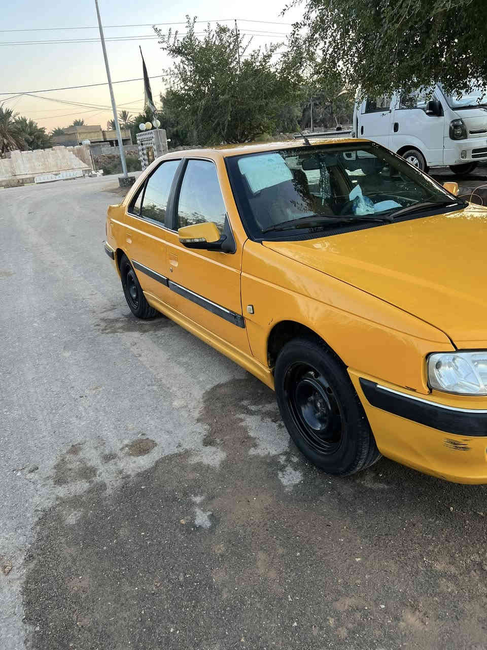 السلام عليكم بيجو بارص  2018 للبيع
السياره خير من الله كير مكينه
تبريد ثلج 
صدر إمام خلفي كله جديد 
تخم تاير جديد 
شاشه مشل حساسات
حادثه جاملغ امامي عكس السايق
السعر 51 اوب
امراوس بسياره خصوصي حسب القناعه
مكانان السياره كوت واسط الزهراء
 لاستفسار خاص أو التصال***********
