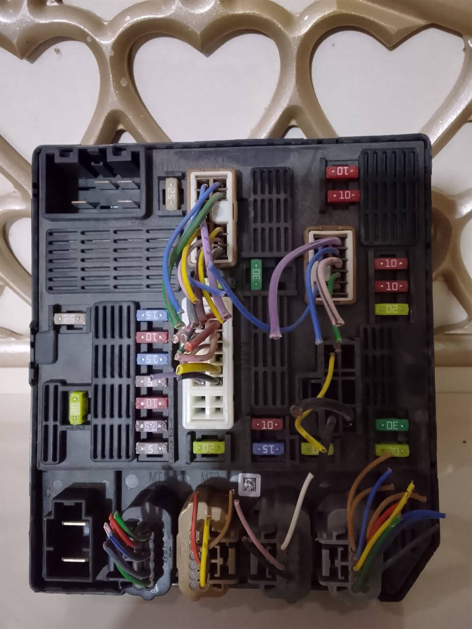 قاعدة فيوزات جديده مال حاويه
نضيفه وجديده وشرط تجي ع الفحص


**إذا كنت صاحب هذا الإعلان وتريد حذفه لأي سبب، رجاءا أرسل رسالة إلى الدعم الفني**