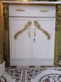 غرفة للبيع • خشب عراقي • بابل السياحي