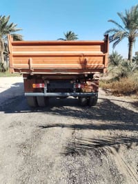 بدي. للبيع. السعر. ١٣. ورقه.. 07771261871