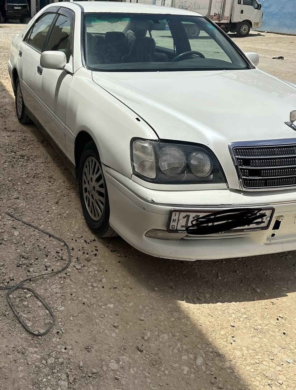 سلام عليكم ملكه كراون  رقم بغداد انكليزي  باسمي شرط لمداور سياره كصتين السنويه ل2030 سياره اربع دكم تبريد قطعتين وثلاجه التبريد شغال ثلج  ستيرن كهرباء ورابع كشنات كهرباء عداد الكتروني  طخم تاير جوه صدر جديد  صارله شهر مكينه ديفور جبير شرط متنقص شاصي 75 سعره 102وبيه مجال 
***********
