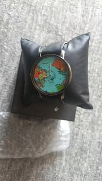 ساعة • جديدة • جميلة