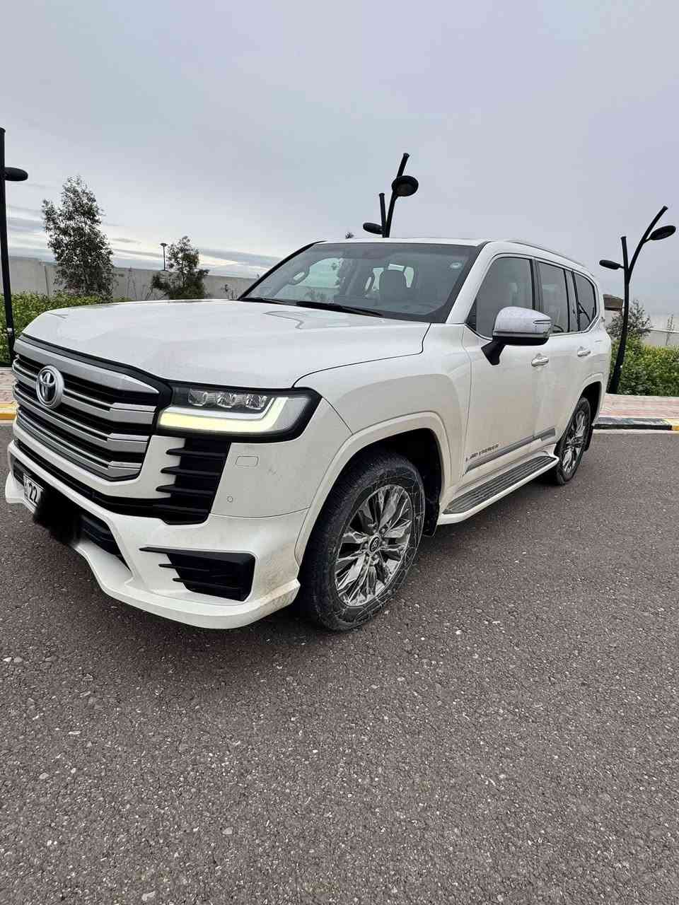 للبيع 

تويوتا لاندكروز 2022 فول VX توين تيربو  ليمتد

خليجي جيهان

الفئة : VX Twin Turbo Limited 

 ماشية 64 الف كم

 بدون صبغ كلين (فقط تعديل بارد باب السائق اربع اصابع اثر طخة باب كراج)

السيارة كفالة كير ومحرك وشاصي شرط الفحص والتراي والسونار 

مواصفات فول 1/1 

رقم اربيل تحويل مباشر 

مكان السيارة | موصل المهندسين 

السعر 63,000$ يعني ( 630ورقة ) وبي مجال بسيط حك جيتك

الشراي يتصل وبالخدمة 

***********
