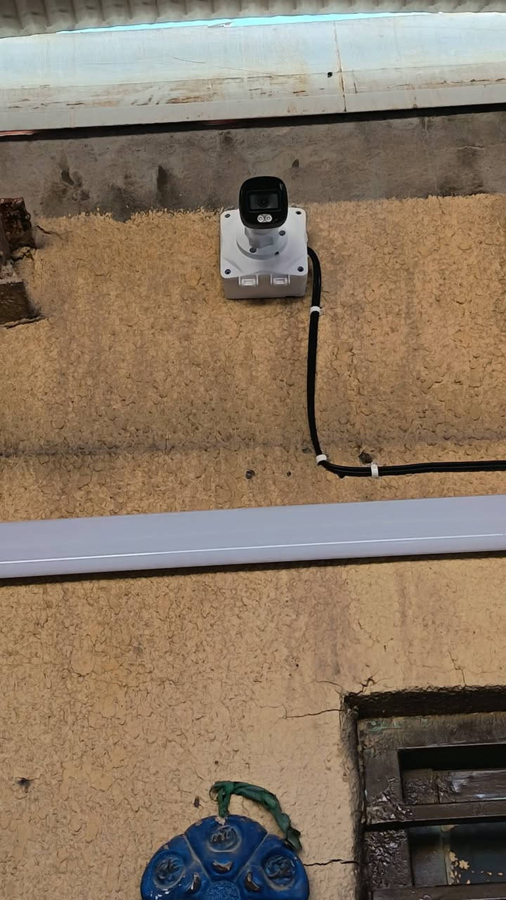 «وَقُلِ اعْمَلُوا فَسَيَرَى اللَّهُ عَمَلَكُمْ وَرَسُولُهُ وَالْمُؤْمِنُونَ وَسَتُرَدُّونَ إِلَى عَالِمِ الْغَيْبِ وَالشَّهَادَةِ فَيُنَبِّئُكُمْ بِمَا كُنْتُمْ تَعْمَلُونَ»
جزء من اعمالنا من تنصيب وصيانة  كامرات المراقبه 

مستعدون لتنصيب وصيانة كامرات المراقبه ip -انلوك  كذلك مستعدون لنصب البداله وسستم الصوت وانظمه الحريق والانذار وبأسعار مناسبه  للتواصل الاتصال بالرقم ***********
***********او مراسلة الصفحه واتساب

كربلاء المقدسة
