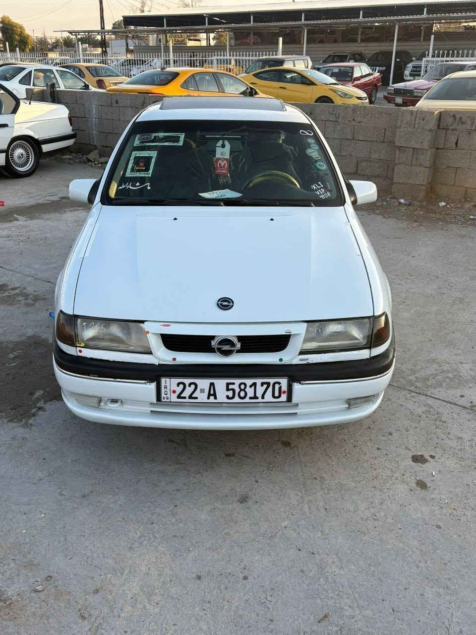 من رخصه ادمن
للبيع فكترا مويديل 1995  بدون صبغ بدون ضربه

حجم محرك 20  تبريد+تدفئه شغاله

سعر 46$ *********** واتساب غير متواجد بل فيس
