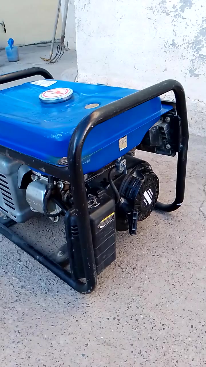 مولده تايكر  اخو الجديد اذا مو نص حبل لا تشتري انطيك وقت 5 ساعات وين من يعجبك جيكها وصوتها ناعم جداً سعرها 140 الف للتواصل خاص او اتصل ***********
