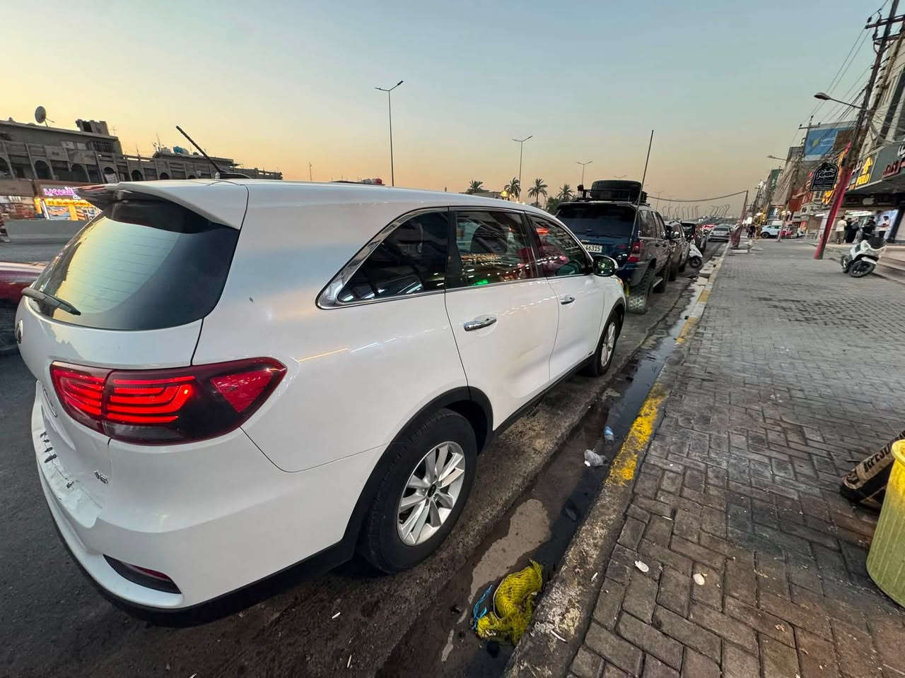 السلام عليكم 
سورنتو 2020 امريكي جاملغ و بنيد بدون ايرباك كلها سليمه
نص فول مكينة 6 سلندر 3300 فور ويل تحكم ستيرن كامل شاشة اعطال و شاشة مسجل 7 راكب داخل ماروني هيمي لايت عدسة زنون عالي و ناصي و بروجكتر عدسة تبريد قطعتين مري كهرباء تخم تاير جديد مكينة كير اكسل كلها كفالة عامة مكانها البلديات للاستفسار *********** السعر 190 و بيها مجال بسيط ان شاء الله
