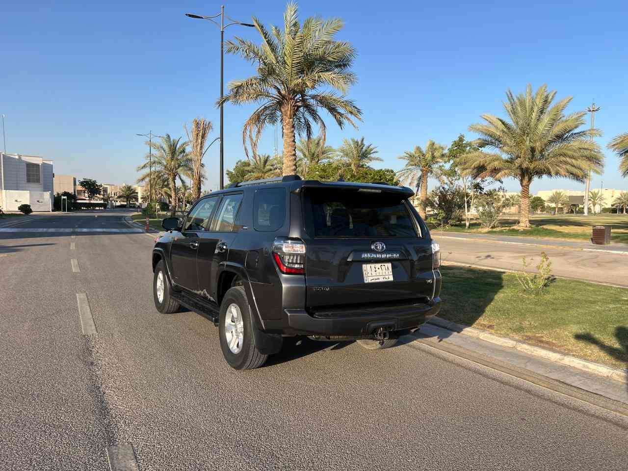 🚗تيوتا فورنر للبيع
موديل 2022
فول مواصفات sr5
6 سلندر

 ⚠️ موصفات  
 بصمة 
فور ويل
شاشة كبير
كاميرة دوار 
ابل كار بلي و اندرويد اوتو
كاميرة خلفية 
داخل أسود
رادار أمامي 
كشن أمامي كهربائية  
تحديد سرعة 
حجم تايرات ١٧
 

📞 للاستفسار 
***********-***********
