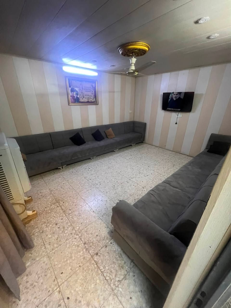 بيت للبيع مساحه144
مدينه الصدر قطاع ٤٤
الستفسار ***********
