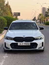 بي إم دبليو 330i • ٢٠٢٢ • ٥٠٠٠٠ كم