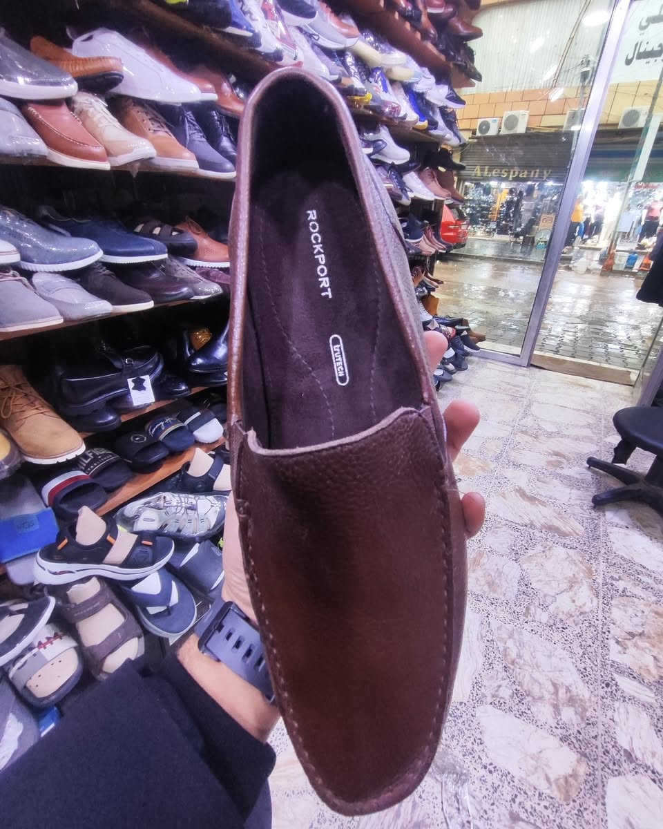 ماركة ROCK PORT 
قطعه جديدة أصليه اورجنال قياس ٤٥ 
طول القدم ٢٩ 
صناعة برازيلية 
قطعه طبيه جدآ مريحه وخفيفه الوزن 
السعر ٦٥ شامل التوصيل 
مكان كرادة داخل مجاور دايموند مول في فرع علاء حداد محل الأيطالي الايطالي


**إذا كنت صاحب هذا الإعلان وتريد حذفه لأي سبب، رجاءا أرسل رسالة إلى الدعم الفني**