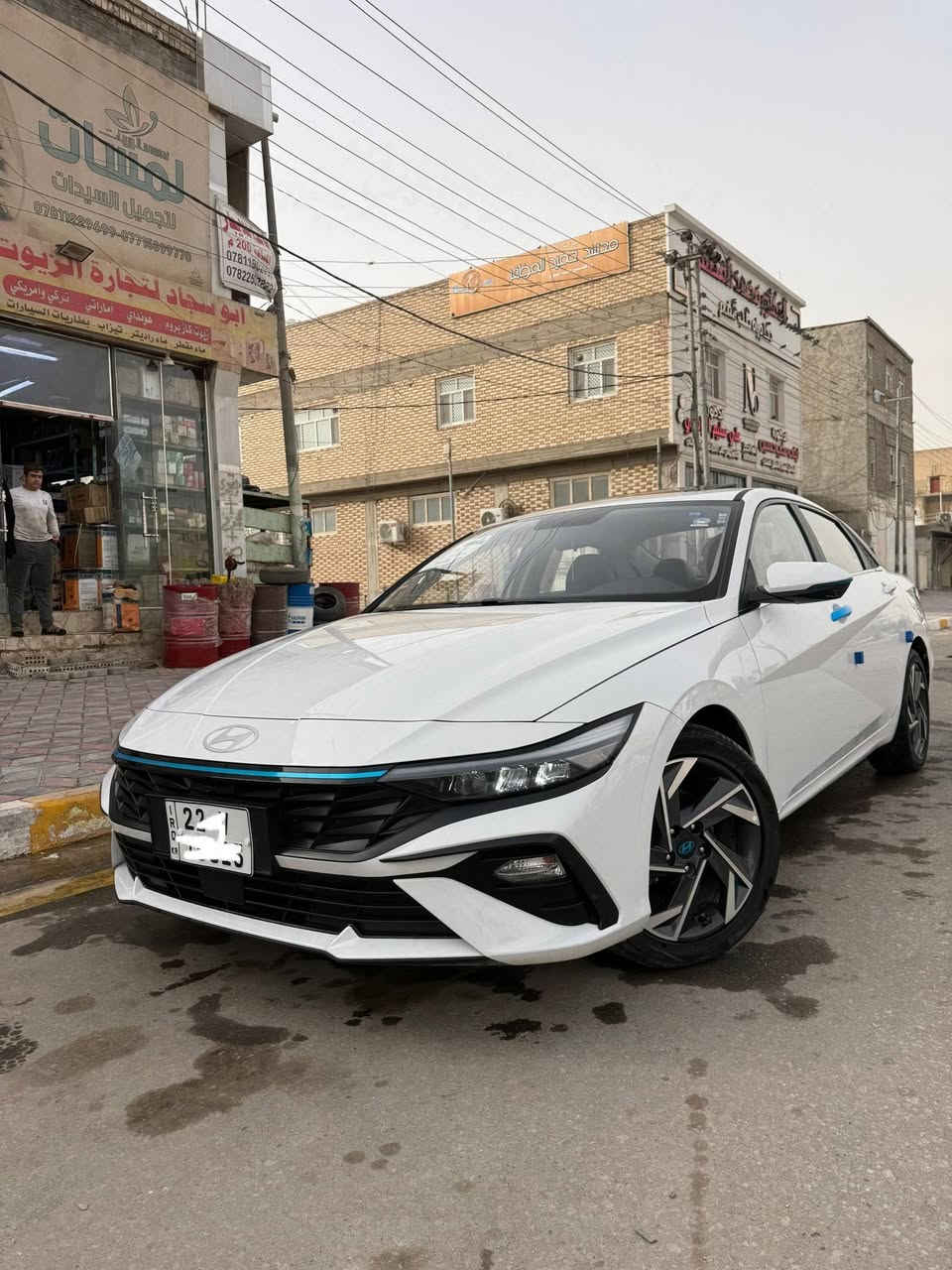 سلام عليكم هونداي النتره موديل 2025 خليجه تجميع وضع الشركه موصفات فول للخير اعله فئه شتريد بيه وضع الزيرو رقمه اربيل الإنكليزي سعر 150مكاني نجف اتصال فقط فقط ***********
