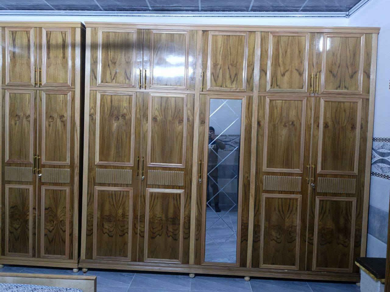 #قسط_غرفتك_براحتك
✔️ ويانا مدة التقسيط سنة و نص بدون مقدمة
✔️ لحاملي ماستر كارد الرافدين من الموظفين و المنتسبين و المتقاعدين وحتى الوريث مشمول عدنا
✔️ يوجد فصال حسب الطلب
✔️ يمكنكم استبدال غرفكم القديمة بغرفة جديدة وتقسيط الفرق
✔️ غرف نوم باحدث الموديلات من خشب الصاج
📌العنوان : الموصل / الجانب الأيمن / الصناعة القديمة / اليابسات 
📱اسياسيل : *********** (يوجد واتساب)
📱 كورك : ***********(يوجد واتساب)
