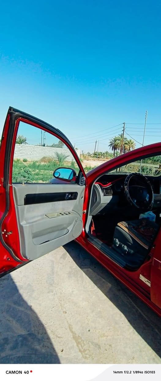 السلام عليكم اوبترا 2006 كير عادي مكفولة من الضربة كير ومكينة خير من الله تدفئة تبريد ثلج مكان السيارة بغداد شاطئ التاجي قرب جسر المثنى للاتصال *********** السعر 65 بيها مجال بسيط السيارة متعوب عليها متصرف عليها
