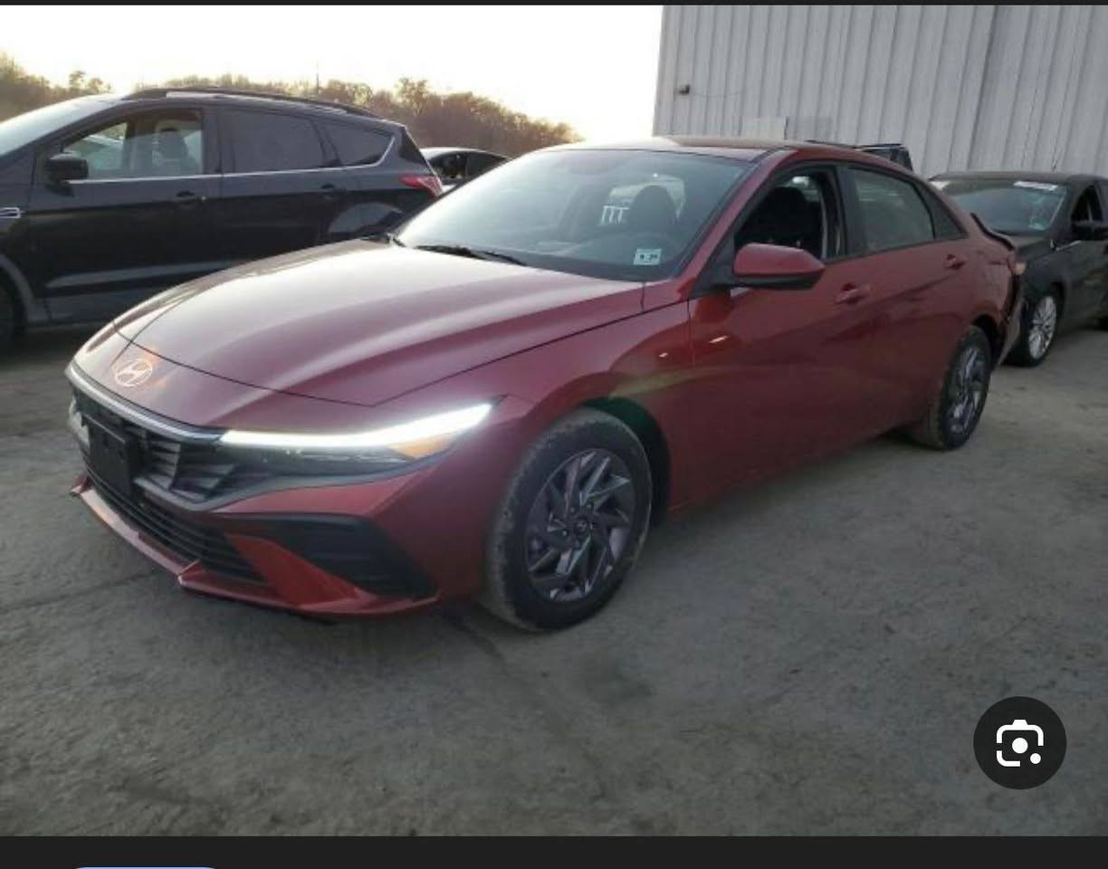 النتره موديل 2024 مرقم بغداد بسمي
كفاله عامه من التبديل والكص سياره
جديده لك مال جنى اني مستوردهة
ماشيه 9 الف السعر 175 
الاتصال ***********
