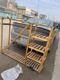 رفوف خشب • ٤ قطع • بيع مستعجل