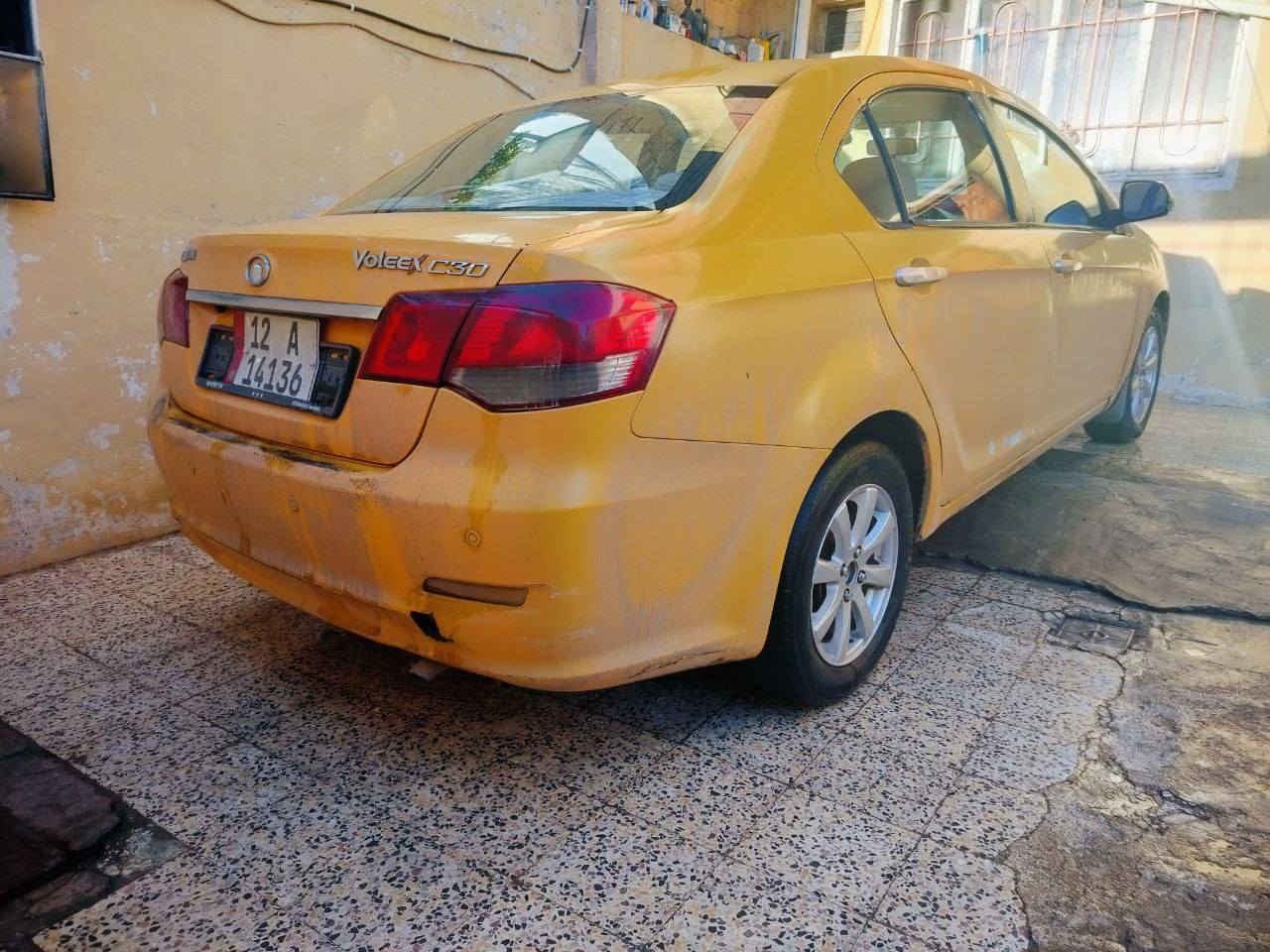 كريتول 2011
مكينه يارس 
كير شرط + بسمي السياره 
تبريد شغال+ شاشه وا كامره 
كشنات جلد 
كاربون بانزين بيها 
بيها جهة النفر صبغ فقط الباقي صبغ شركه 
سعر 49 وبيها مجال


**إذا كنت صاحب هذا الإعلان وتريد حذفه لأي سبب، رجاءا أرسل رسالة إلى الدعم الفني**