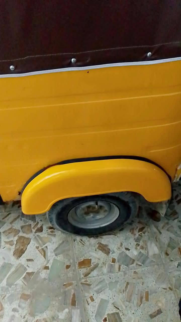 سلام عليكم
شباب تكتك زيل موديل2019 اوراق أصولية تكتك مجفتهه وكلشي مبدل جديد طفت فجهه ماعرف يكولون كابريتر،سعرمليون800رقم***********
