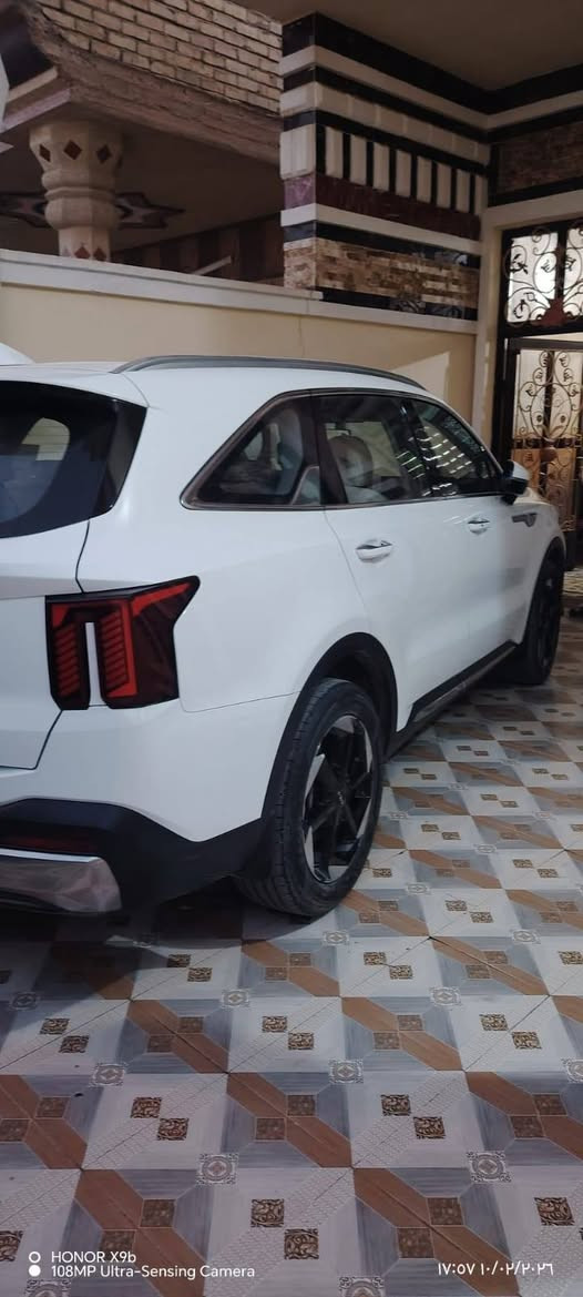 للبيع
كيا سورنتو 2024
خليجي ابيض
رقم بغداد 
محرك 4 سلندر
ماشيه 25 الف
بعده بالضمان الشركه الدوليه
السياره بيه شبر بارد بقبق الجنطه 
مكفوله من الصبغ شرط السونار 
السعر 267 
***********
