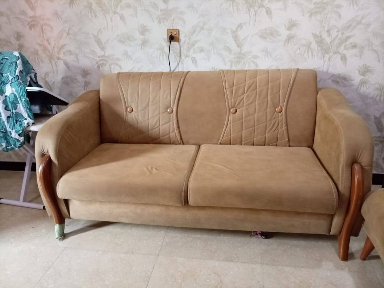 نص تخم تركي نضيف ٥ مقاعد سعره ٣٥٠ وبي مجال قليل


**إذا كنت صاحب هذا الإعلان وتريد حذفه لأي سبب، رجاءا أرسل رسالة إلى الدعم الفني**