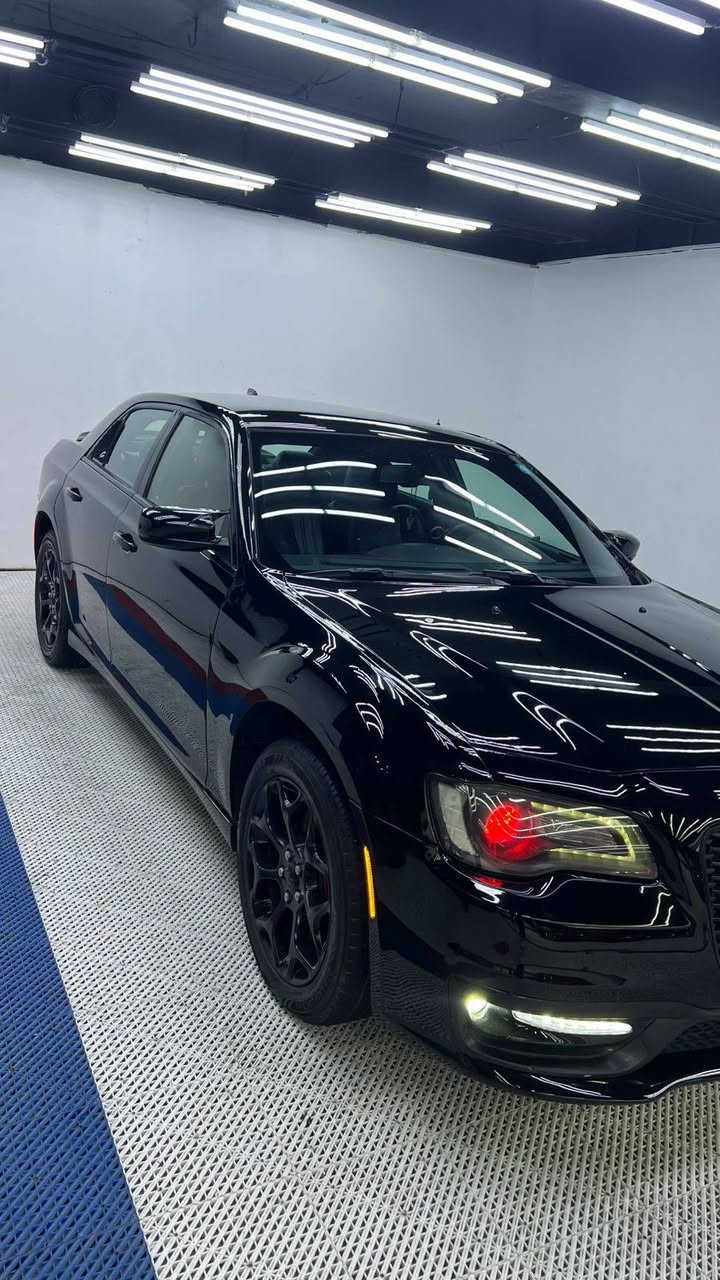 اوباما مديل 19 مكينه 3600 دفع رباعي سياره ع وظع الشركه بيه اربع قطع صبغ سياره مكانه بغداد.جاهزة ع اخر شي مامتواجد ع نت اتصل *********** ولاتراسلني اتريده اتصل بجائزة
