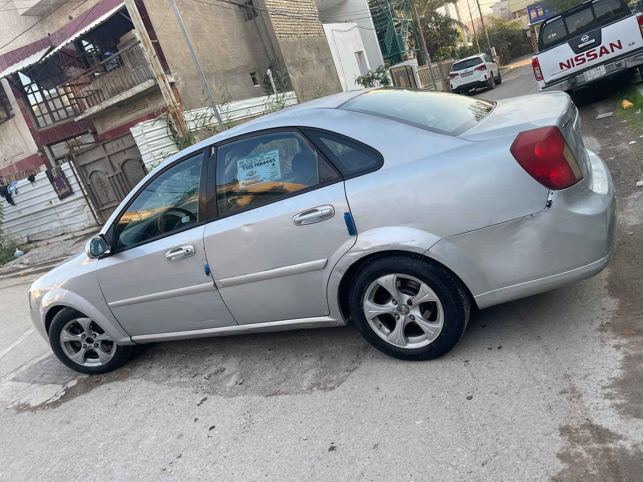 السلام عليكم
فورنزا (اوبترا) 2006 
كير اوتماتيك محرك (2000) كير محرك نضيفات جداً كشرهة حلو مثل مموضح بلصور
رقم بغداد بأسمي 
سيارة نضيفه ومرتبة مال بيت 
العنوان الكرخ 
رقم الهاتف ***********
السعر 53 وبيهة مجال بسيط
