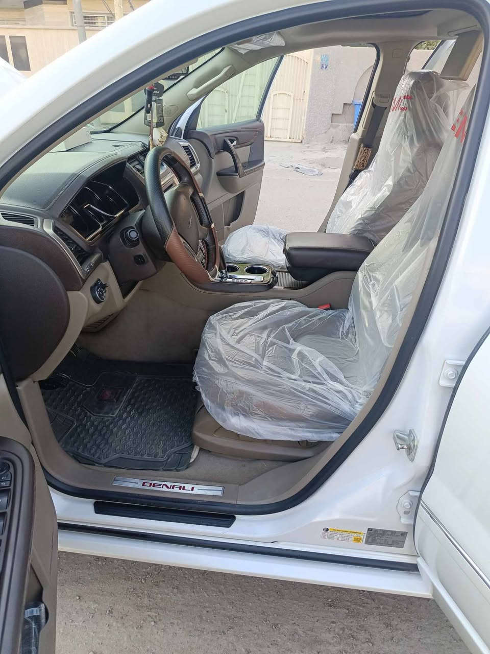 السلام عليكم  اخوان 
جمعه مباركه عليكم 
للبيع او المراوس بأقل سعر 
جمسي اكاديا دينالي 
كلين تايتل اعلى فئه بالمواصفات 
رقم مميز ١٧٠٠٠
نجف مشروع وطني باسمي 
مكاني بغداد الدوره 
الاستفسار ***********
اخوان السياره جديده بمعنى الكلمه
وللي يدور جديد واستيراد خاص 
صار اكثر من ٨سنوات جانيها 
لكن عندي ظرف ومحتاج اريد ابيعها او اراوسها بأقل منها سعر 
السعر ٢٢٠ وبي مجال للشراي
مع فائق الاحترام والتقدير للاعضاء
