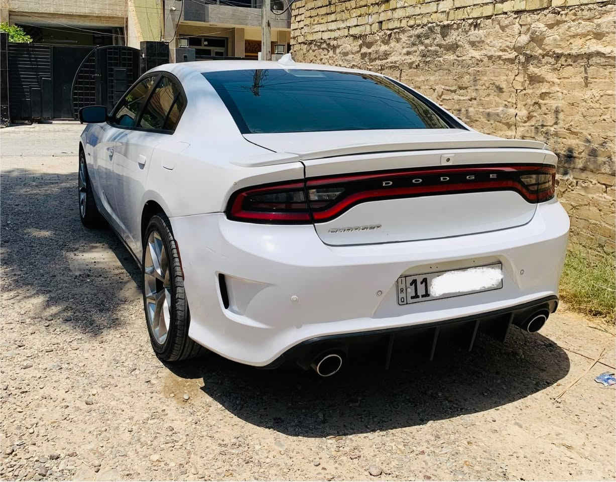 سلام عليكم 
لبيع او مراوس 

دوج جارجر GT

موديل 2018 

فول مواصفات 
وارد امريكي حادثه سرقة 

محرك 6 سلندر 
سيارة ماشيه 82 
محرك كير اكسل حدادة صدر تبريد كله مكفول رقم بغداد 

الأتصال هذه رقمي واتساب 
*********** بغداد, العراق
