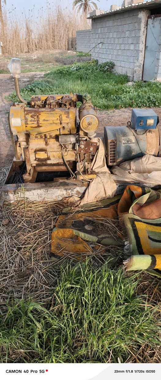 مولد نوع  اسبان الماني 100 امبير 25 كيفي شغال نقص باتري فقط 
‏‪***********‬‏
