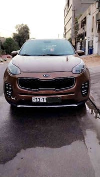 للبيع او للمراوس حسب القناعه  كيا سبورتج موديل 2017 … امريكي ….لون جوز...