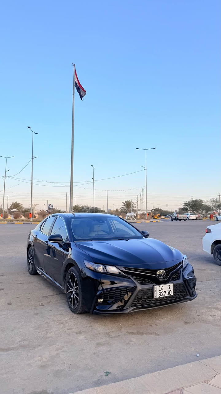 كامري 2024 
اللون اسود شذره 
رادار امامي 
تحديد سرعه 
داخل اسمنتي 
كشن كهرباء 
كامرة خلفيه 
تحديد مسار 
رادار جانبي تقطة عمياء 
بصمة 
وضعيات قيادة 
ايكو ونورمل وسبورت 
وهوااي مواصفات ما ذاكرهن 
السيارة كلش جديدة مدخلها على ايدي 
تقرير غرق للدوسة محدد من المزاد 
واضحه بالصور 
شغاله كفاله كير ومكينة وكهربائيات 
نقص برغي ما بيها 
رقم بصرة باسمي 
السيارة كلش جديدة ومعتني بيها وبلعافية عالياخذها 
بيها بارد bdr شي بسيط بباب السايق 
ورصعة بهلال الجاملغ الخلفي 
225 وبيها مجال 
الشراي يتصل فقط 
*********** Singapore
