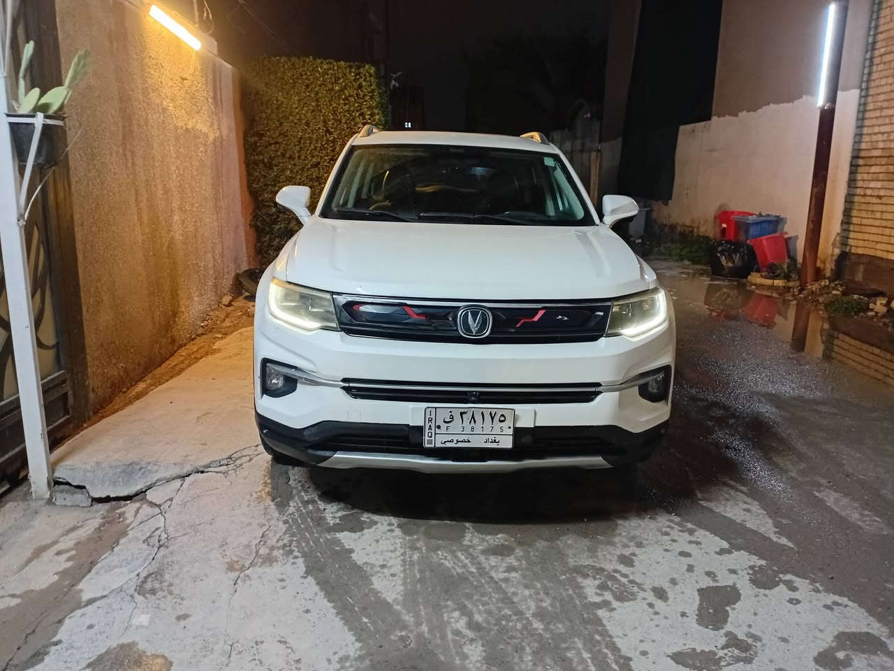 شانجان cs35 موديل ٢٠٢١ ابلاص ماشيه ١٢٦ سياره نقصه اذان مال محرك وروله من صار مطر كامت اطلع صوط سياره تخم تاير جديد وكاله صدر جديد وكاله هيه بيه صبغ كم قطعه بس اني ابيعلك احزام محرك ١٤٠٠تيربو سياره بدون دواخل محرك يخبل لاشواصي وله لغت وسعره كلش مناسب التراي مالته تركيه سياره قفل 🔐 🔐 سعر نهائي من الاخير ١٣مليون و٨٥٠  يعني هذا سعره من الاخير وبله زحمه اكثر اوقات مامتواجد على فيس فه هذا رقمي (***********) مكان السياره الكراده
