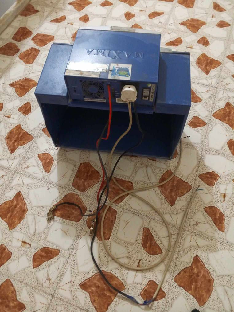 عاكسه للبيع عل فحص حجم ٤ انبيرات نقص باتري الشراي يجي خاص او ينتصل عله الرقم ***********العنوان حله السعر انتصل وتدلل حلة, بابل
