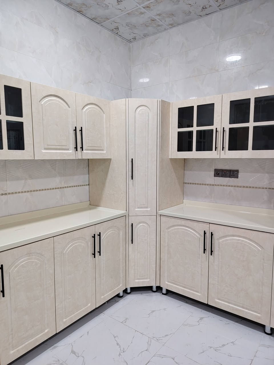 "🌟#معمل_الإبداع_للمطابخ_الحديثة_والعصرية 🌟

[تم تسليم الطلبية شايفين كل الخير 🌙🤍] 

_رمضان كريم!🌙 🎉 نقدم لكم عروض وخصومات مميزة على جميع تصاميم المطابخ العصرية. اجعل مطبخك جزءًا من شهر الخير معنا!

🕋 خصومات تصل إلى %30 على جميع الطلبات 🕋
📍 العنوان: تكريت - القادسية
📞 تواصل معنا الآن:
*********** 
0770534006 
رمضان مبارك 🌙"
