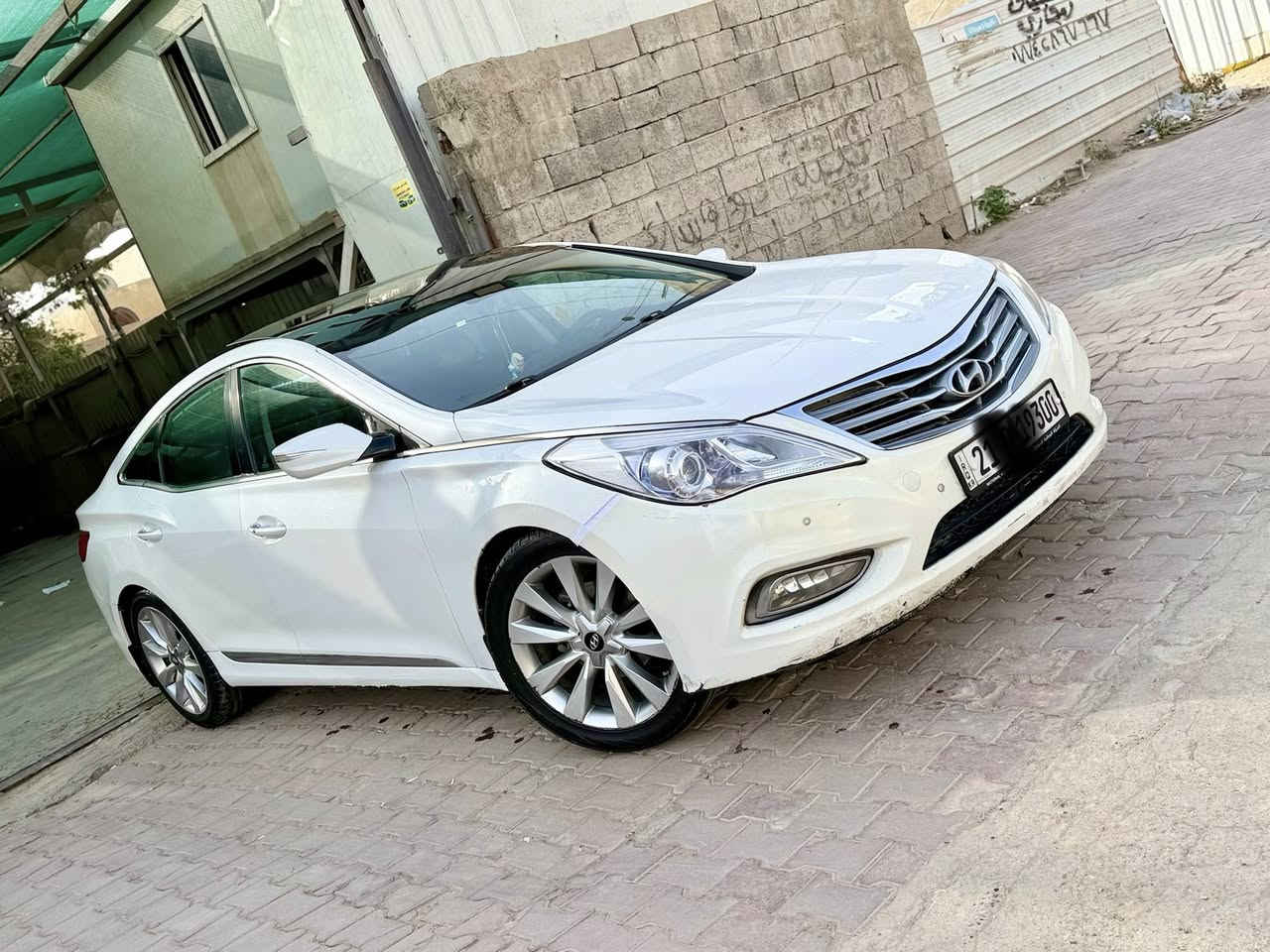 هونداي ازيرا 2013 خليجي ابيض بيع او مراوس حسب قناعة
ماشية 200 الف وقابل للزيادة

رقم سليمانية مميز تحويل مباشر

محرك 6 المرغوب ما مفتوح شرط 

بيها  باب خلف صدر صبغ وربع جملغ مكفول دواخل يرباك وكلشي عل فحص

سياره فول و1 على 1 vip  تبريد وتدفئة بالكشنات 

بصمه ابواب بصمه تشغيل بصمه بالصندوق 

بنوراما 

حساسات امامي خلفي 

لايتات زنون 

برده خلفيه كهرباء

برده على ابواب الخلف 

المرايه الداخليه تعتيم 

اناره بالدشبول 

اشاره ترحيب عند الاقتراب من السياره 

اشاير بالمري 

مانع انزلاق 

الاناره الداخليه لد 

الكشنات الاماميه تحكم كهربائي 

مراية قلاب

الجامات الاماميه اوتو 

تحكم كامل بالستيرن 

مثبت سرعه

ارضيه مغلفه  

قطعتين تبريد

صدر وحدادية جديد

منظومة تبريد جديدة

تخم تاير حديد هانكوك

مكان السياره بغداد

وللاتصال ***********
