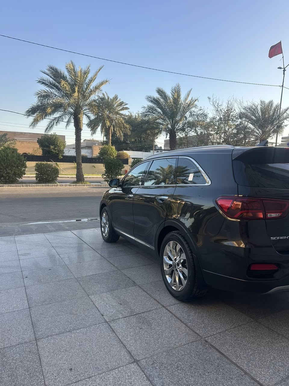 سلام وعليكم
كيا سورنتو خليجي وكالة الدوليه 
رقم بغداد بسمي 
لون مميز ميتاليك متغير 
موديل 2020 
محرك 6 
كراسي كهرباء 
مري شفط اشاير بالمري 
بصمة ابواب وبصمة تشغيل 
7 راكب 
شحن واير ليس 
حساس امامي خلفي جانبي 
صندوك كهرباء 
محرك وكير كفاله 
السياره مكفوله كفاله عامه السياره بعدها بوضع الشركه جديده بمعنه الكلمه 
مكان السياره بغداد 
السعر 225 $ 
الهاتف ***********
