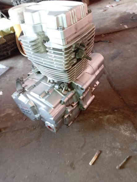 للبيع مكينه موديل 2022مكفوله شرط عل فحص مكان بابل جبله ب 150بيه مجال
