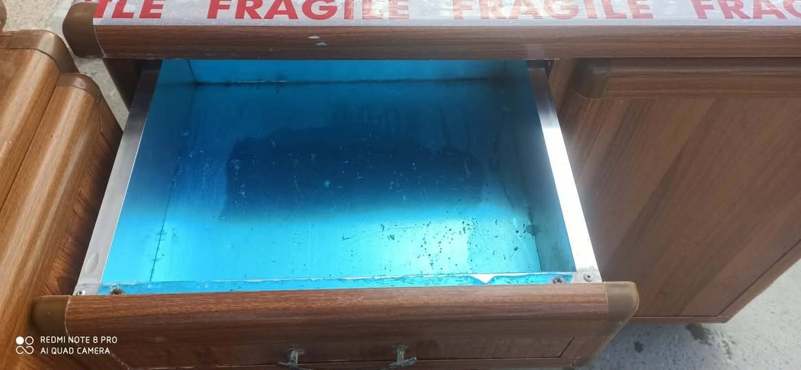للبيع كاونتر شغل ثقيل ارضيه مترين ملحق مترين سنجي متر سعر 265 بيا مجال مكان موصل راشديه رقم كورك *********** اسيا ***********
