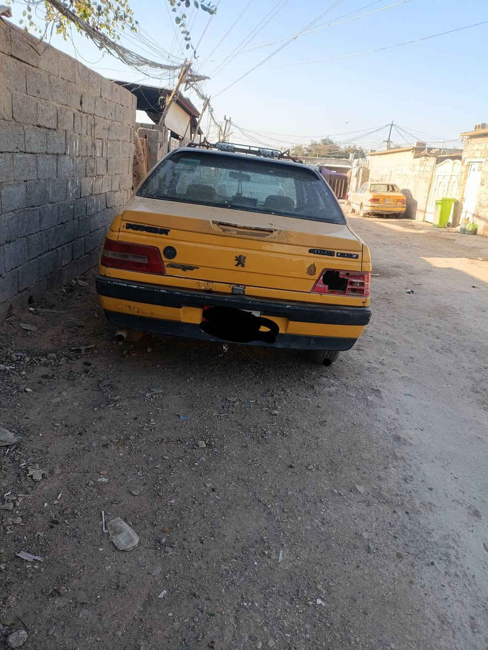 سياره بيجو 2009سعر 23وبيها مجال بكان بغداد رحمانيه الشعله ***********تصل رقم وتعرف تفاصل
