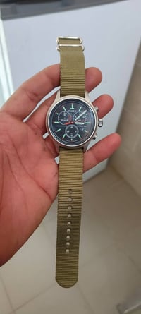 تايمكس كرونوغراف جديد  سناتر شغالة  انارة داخلية  منفذ يومي 100 متر ضد...