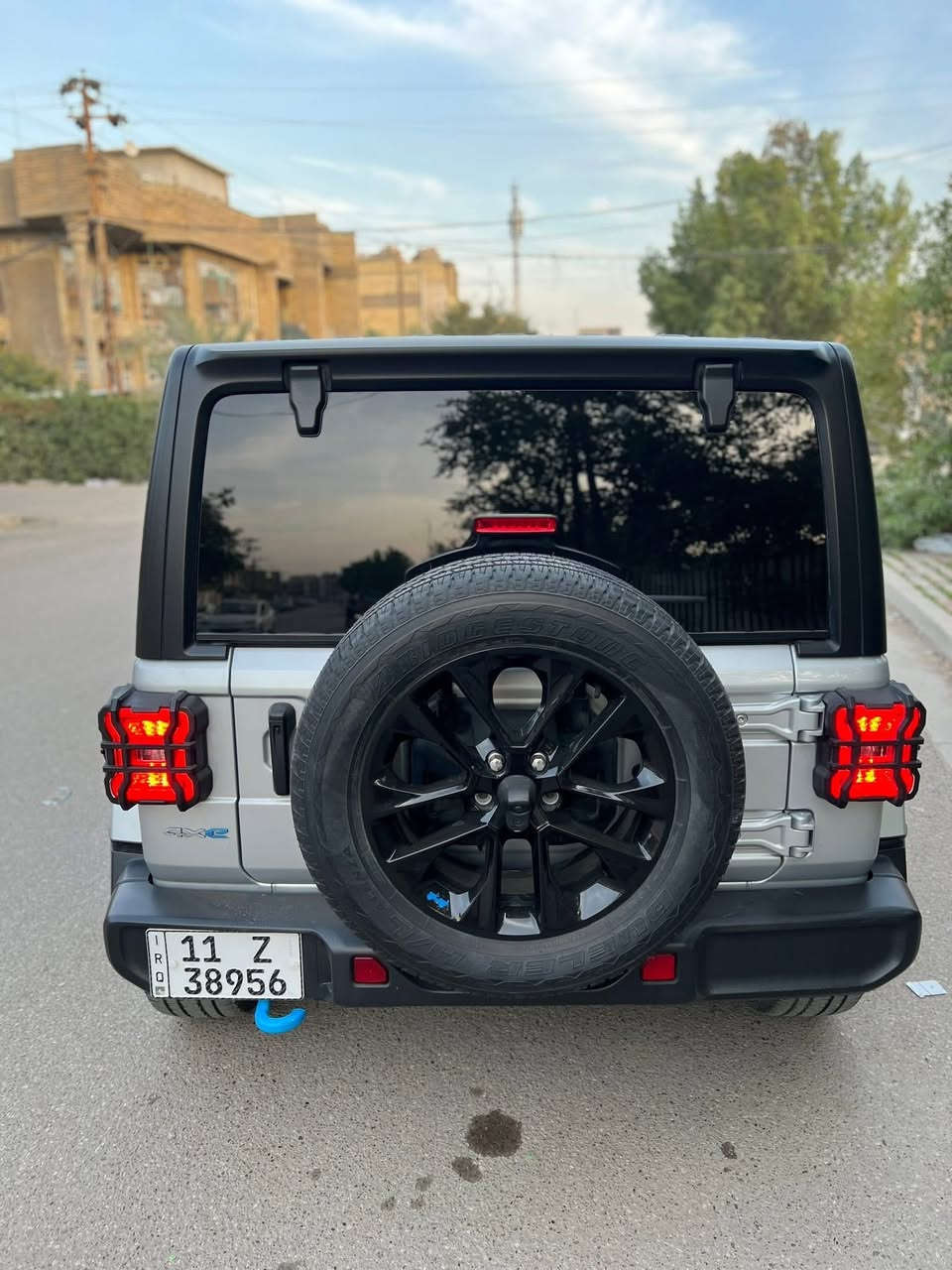 السلام عليكم للبيع فقط
جيب رانكلر هايبرد  موديل 2023 

انظمه قيادة بانزين وهايبرد وكهرباء  فول مواصفات 

محرك 2000 تيربو 375 حصان

كشنات جلد

كير 8 نمر 

تبريد ثلج 

شاشه كبيره تدعم كار بلي 

شاشه اعطال 

نظام تعليق اوف رود 

اضاءة زنون بلادي مع كشافات زنون 

سقف قابل للازاله والتركيب 

ماشيه 37

إني المستورد رقم بغداد بأسمي السياره حيل جديده ضرر فقط بنيد بدون دواخل وصور حادث داخل منشور ايرباك دركه  مكاني بغداد الدوره حي الصحه السعر 249 وبيهه مجال قليل اي ستفسار اتصل وتدلل رقمي ***********
