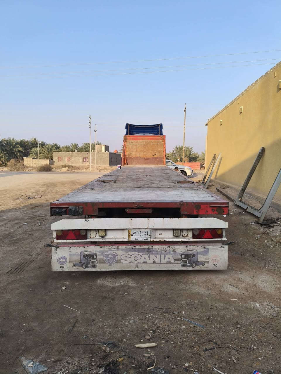 سلام عليكم للبيع سكانيه 2005مكينهR580 كير اوتوماتيك كلج راجز بدون رتايدر سبرنك امامي  سكس جوبلس خلفي تخم تأير راس وعربانه سيارات مسجله حافضه بسنويه شراي تحول بسمه راس تحويل ثاني يوم عرابانه جوبلس برميل كله جديد سعر400$وبيه مجال رقم الاستفسار ***********
